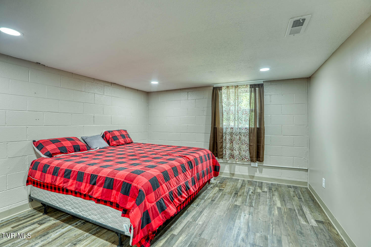 188 Meadow View Road Rogersville, TN 37857 - Photo 36 of 61 188 Meadowview MLSb (34 of 35)