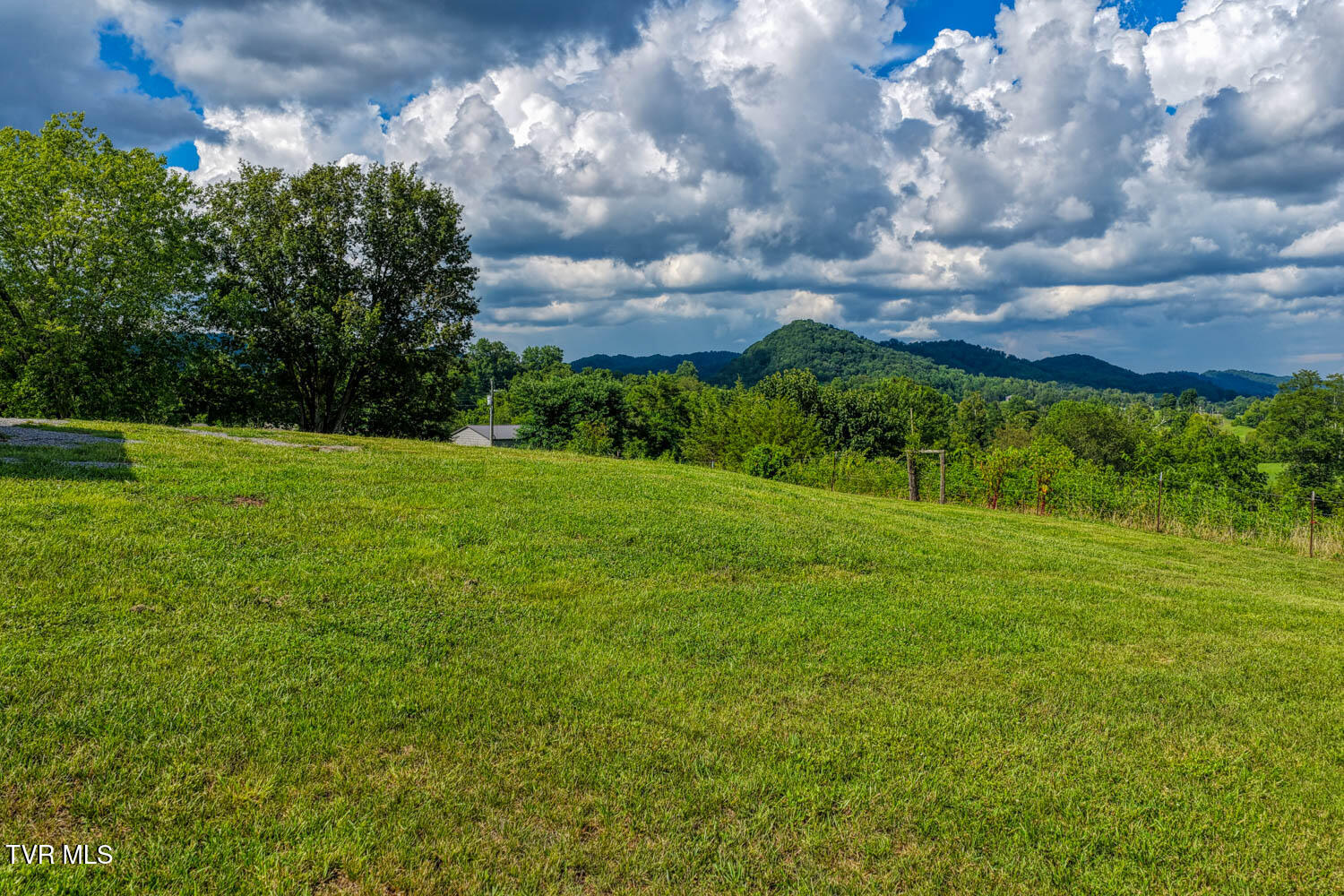 188 Meadow View Road Rogersville, TN 37857 - Photo 49 of 61 188 Meadowview MLSa (14 of 27)