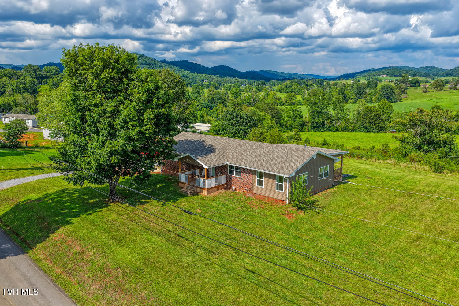 188 Meadow View Road Rogersville, TN 37857 - Photo 50 of 61 188 Meadowview MLSa (15 of 27)