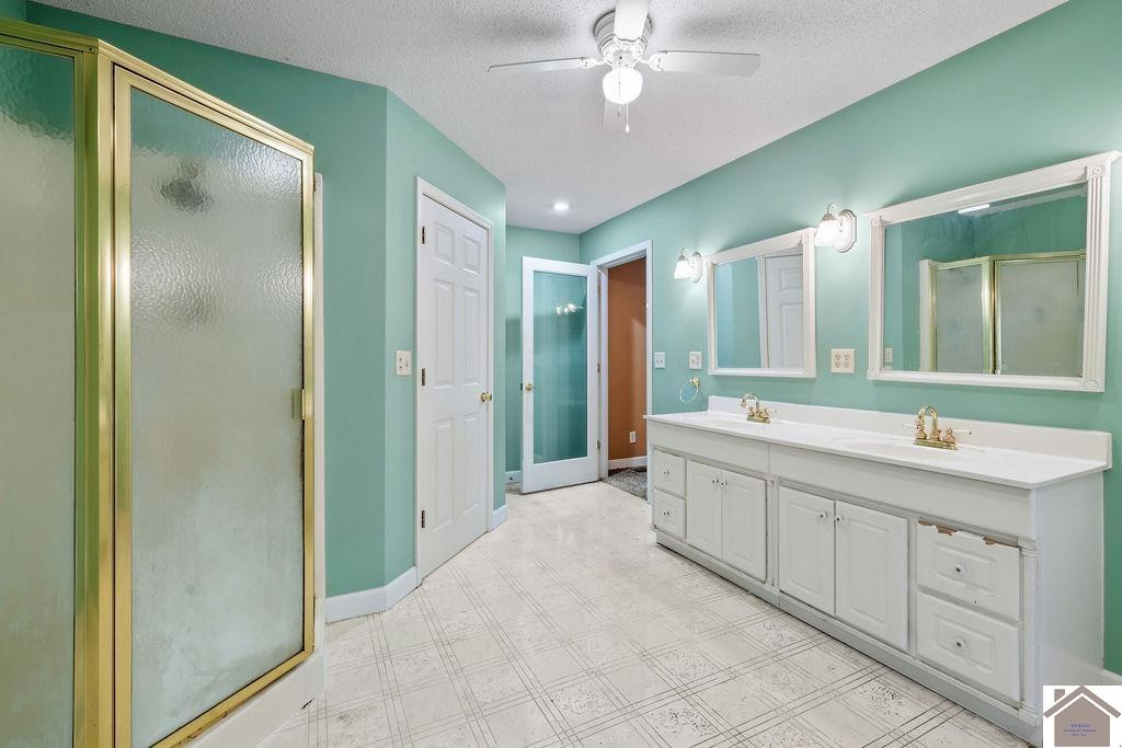 319 Crystal Lake Road Wickliffe, KY 42087 - Photo 27 of 40 Photo 27