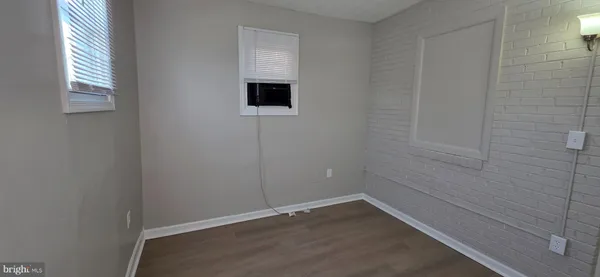 $1,800 | 3207 11th Place Southeast, Unit 2, Washington, DC 20032