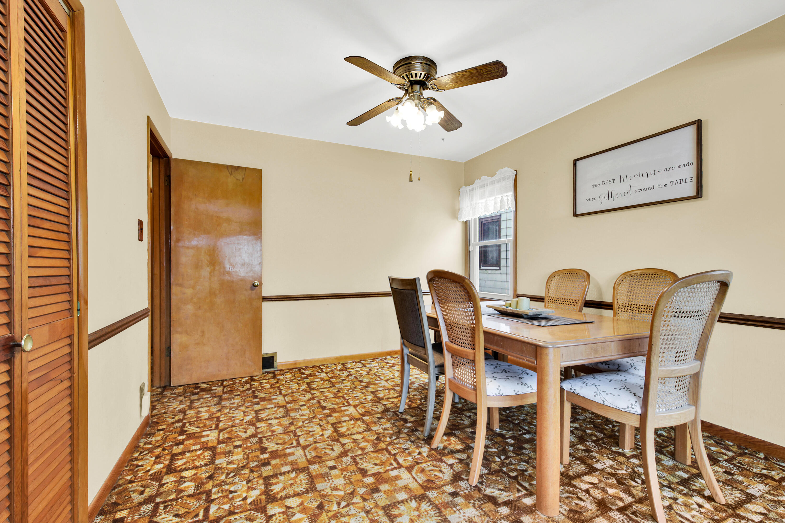 4853 North 90th Street Milwaukee, WI 53225 - Photo 7 of 26 4853 n 90th st-12