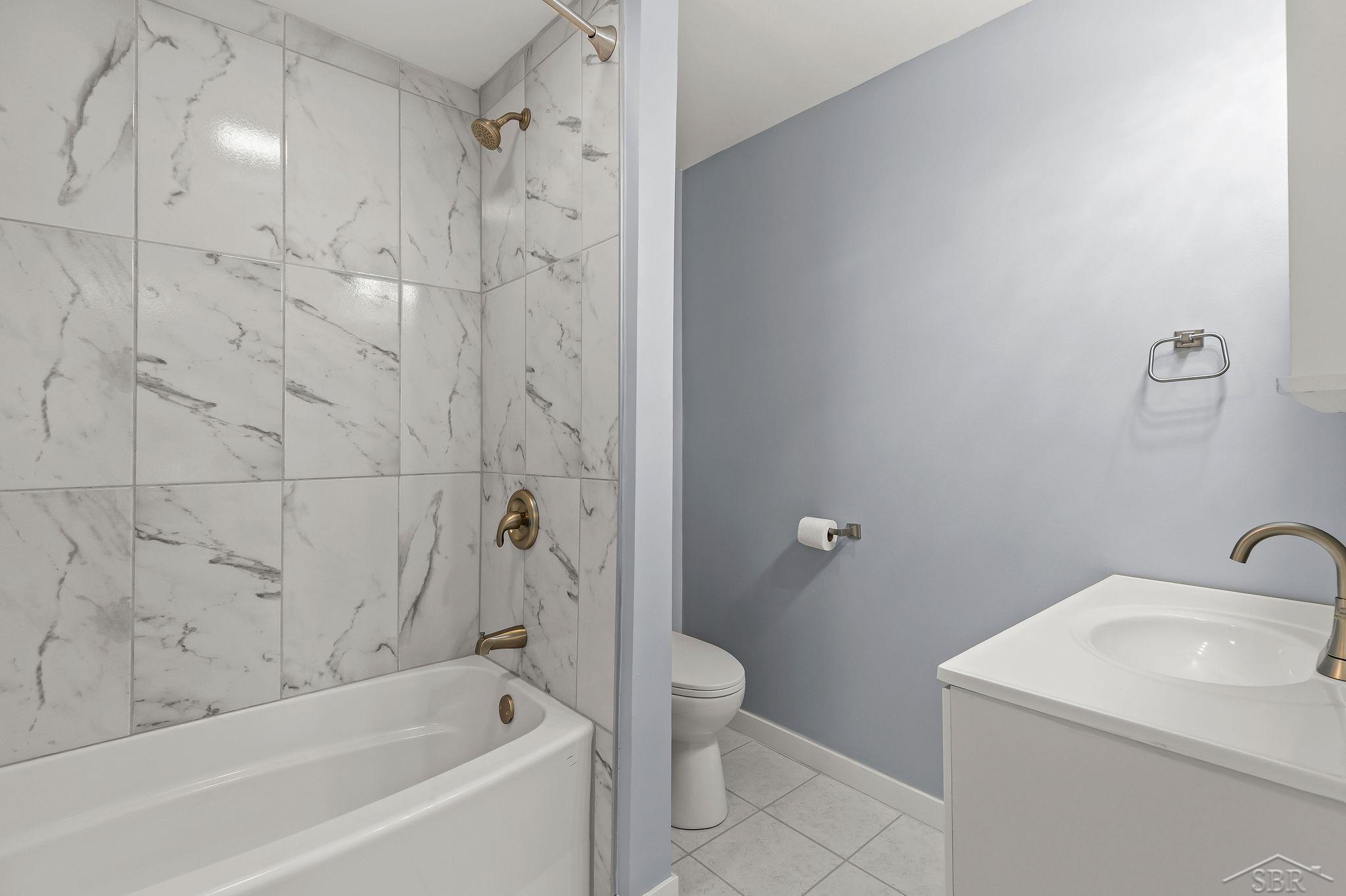 305 Braddock Street Bay City, MI 48708 - Photo 17 of 36