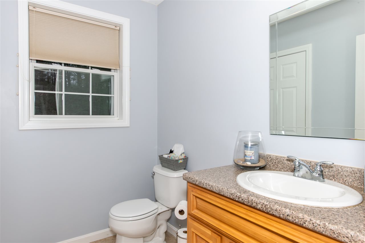 27 Seavey Brook Lane Rochester, NH 03867 - Photo 14 of 37