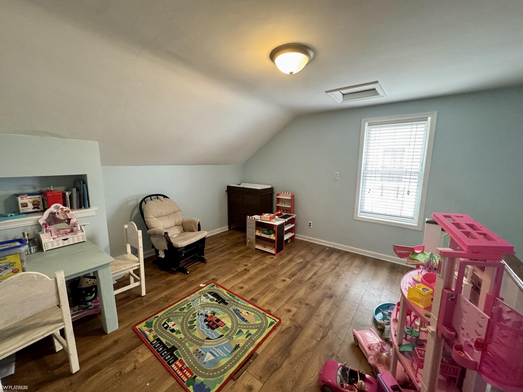 1120 Vernier Road Grosse Pointe Woods, MI 48236 - Photo 20 of 32