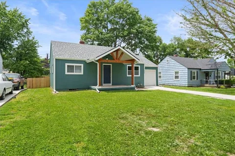 $189,000 | 7204 Forest Avenue, Kansas City, MO 64131