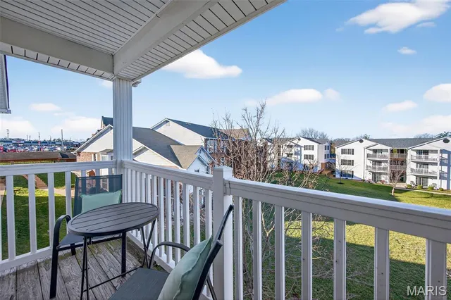 $159,900 | 2514 Coppergate Square Drive, Unit K, St. Louis, MO 63129