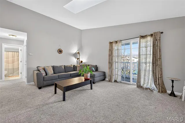 $159,900 | 2514 Coppergate Square Drive, Unit K, St. Louis, MO 63129