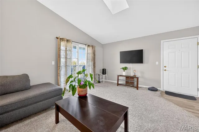 $159,900 | 2514 Coppergate Square Drive, Unit K, St. Louis, MO 63129