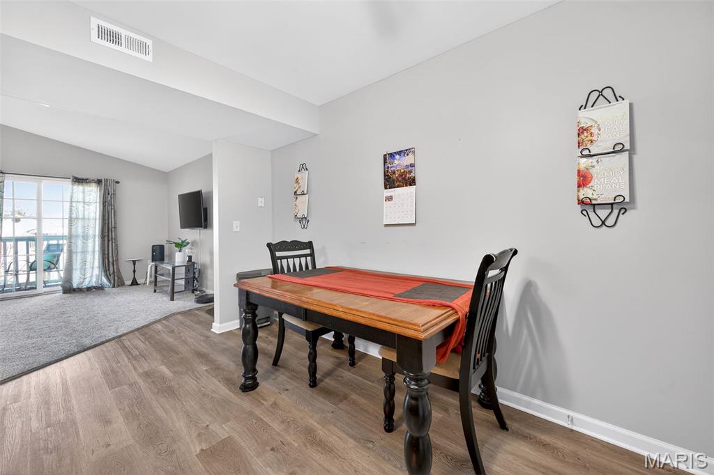 2514 Coppergate Square Drive, Unit K St. Louis, MO 63129 - Photo 9 of 27