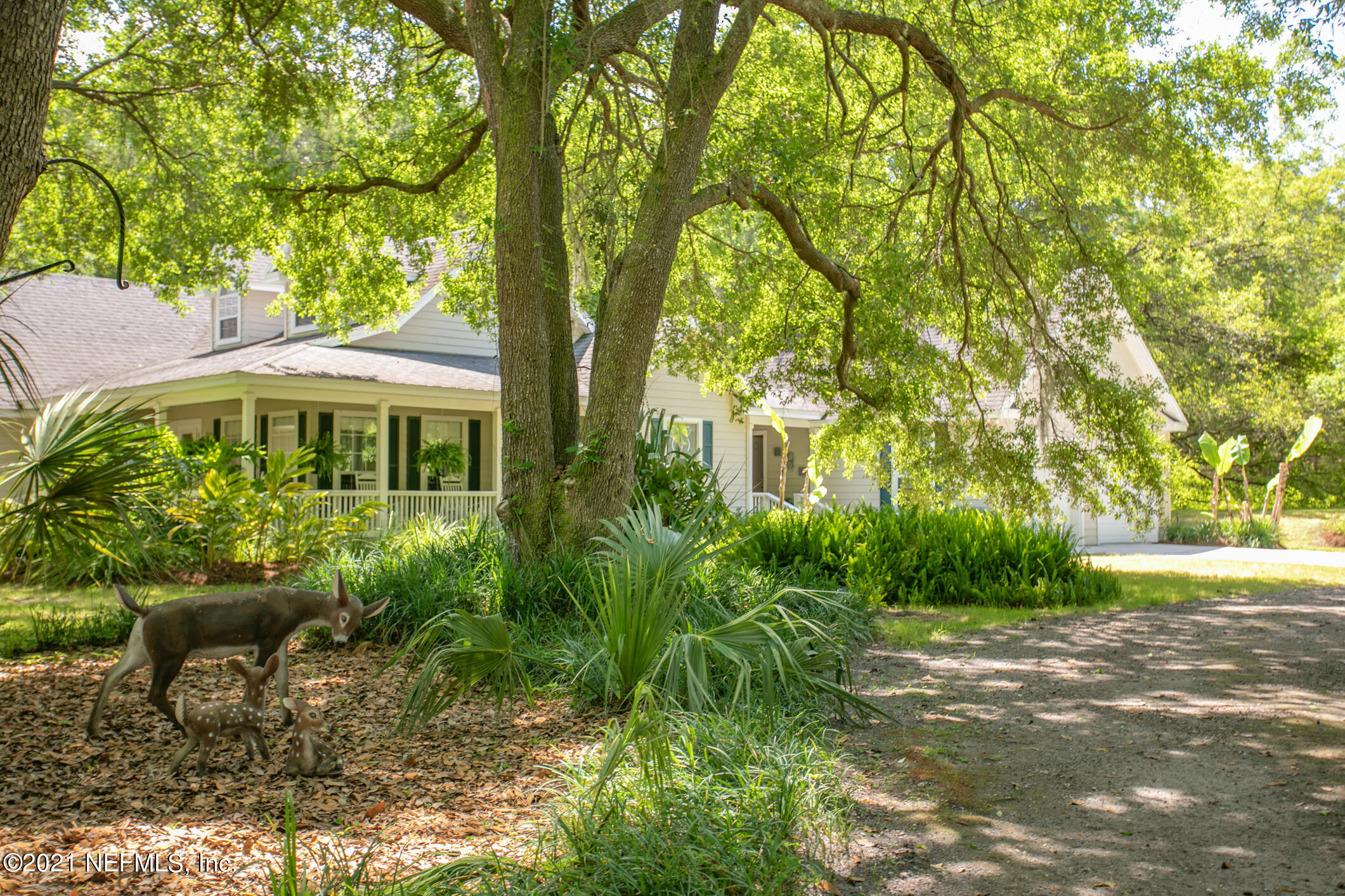 2718 Starratt Road Jacksonville, FL 32226 - Photo 64 of 83 Side of Home With Porch View