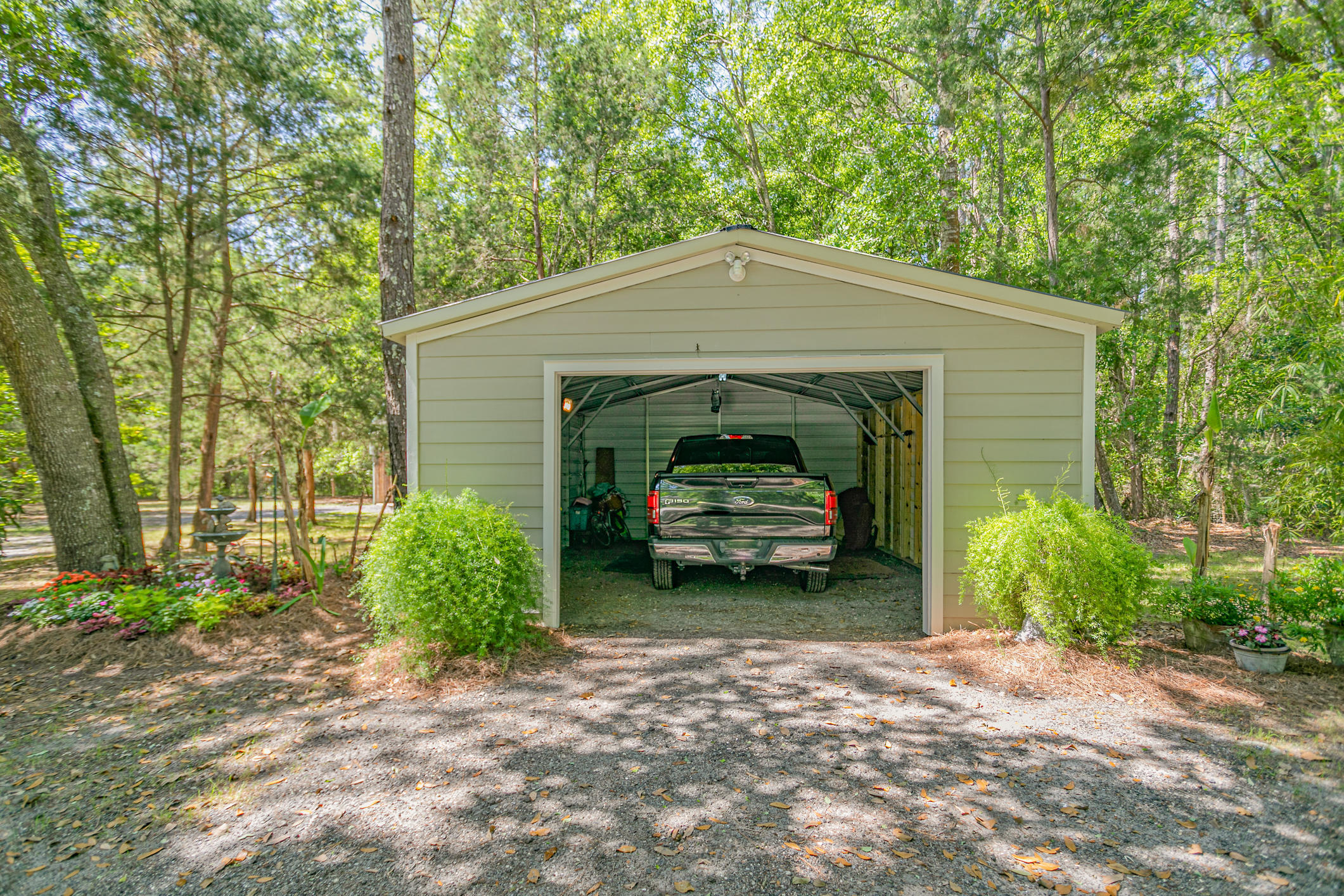 2718 Starratt Road Jacksonville, FL 32226 - Photo 67 of 83 One Car Detached Garage