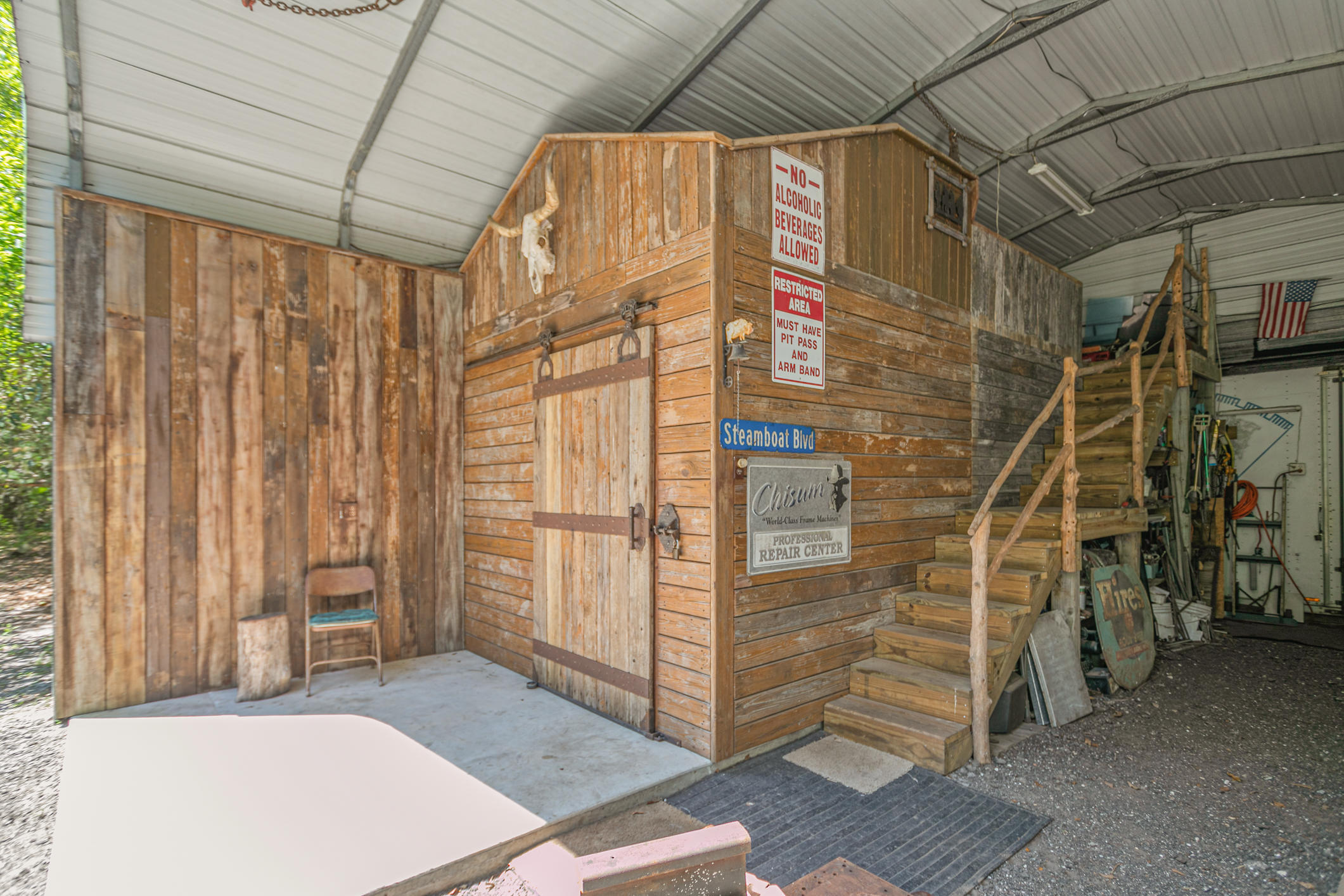 2718 Starratt Road Jacksonville, FL 32226 - Photo 71 of 83 Upstairs Storage