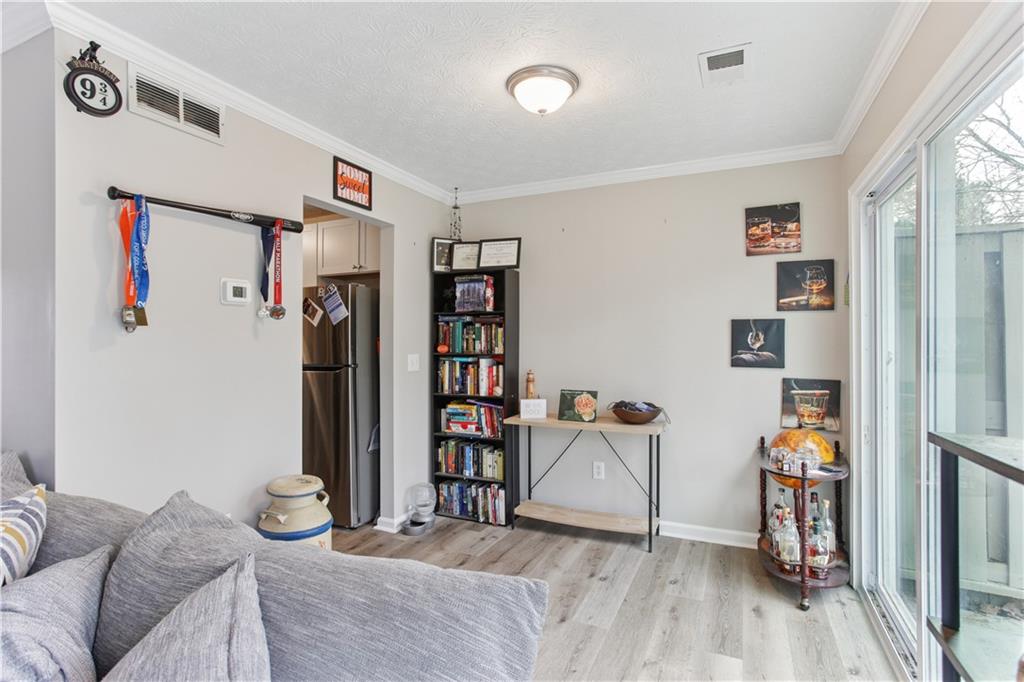 345 Red Oak Run Southwest Marietta, GA 30008 - Photo 11 of 28