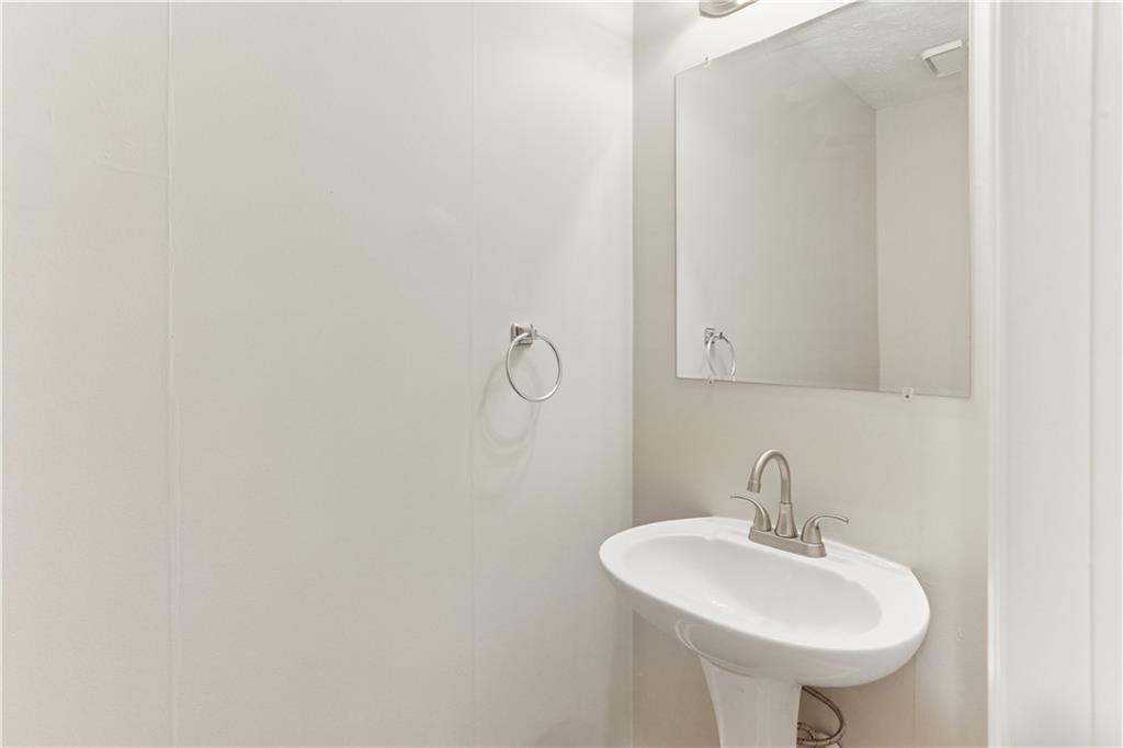 345 Red Oak Run Southwest Marietta, GA 30008 - Photo 5 of 28