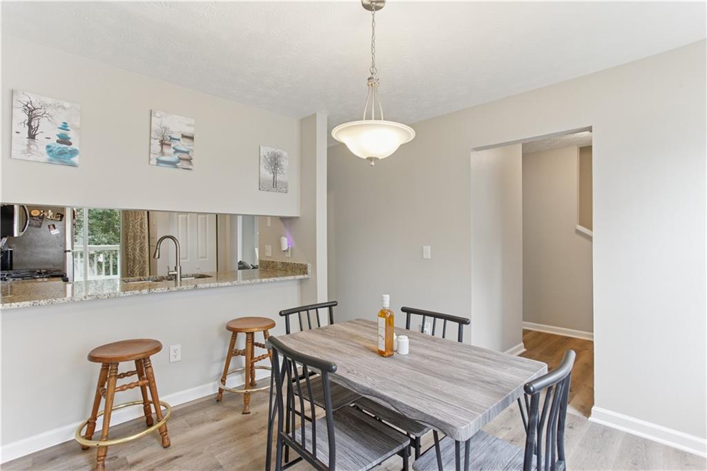 345 Red Oak Run Southwest Marietta, GA 30008 - Photo 7 of 28