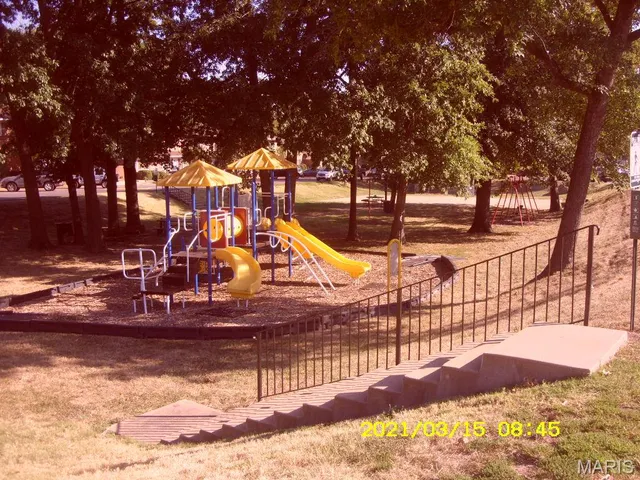 $173,000 | 10819 Carroll Wood Way, St. Louis, MO 63128