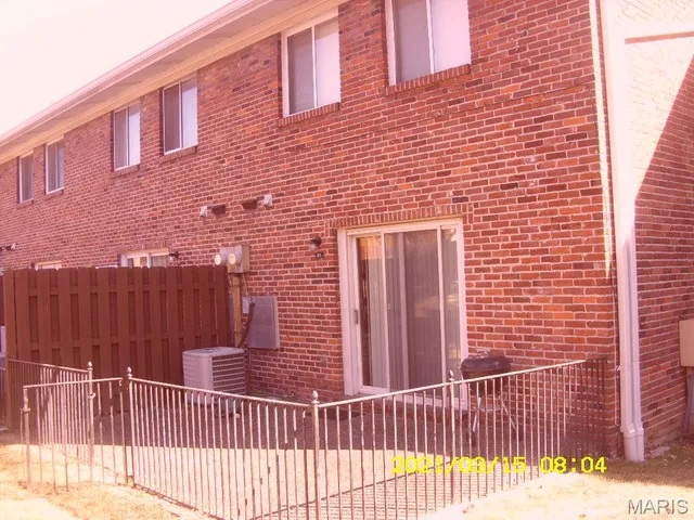 $173,000 | 10819 Carroll Wood Way, St. Louis, MO 63128