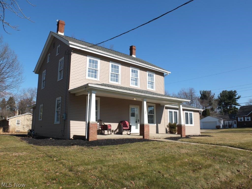 307 Everhard Road Southwest North Canton, OH 44709 - Photo 20 of 20 Welcome home to 307 Everhard Rd SW!