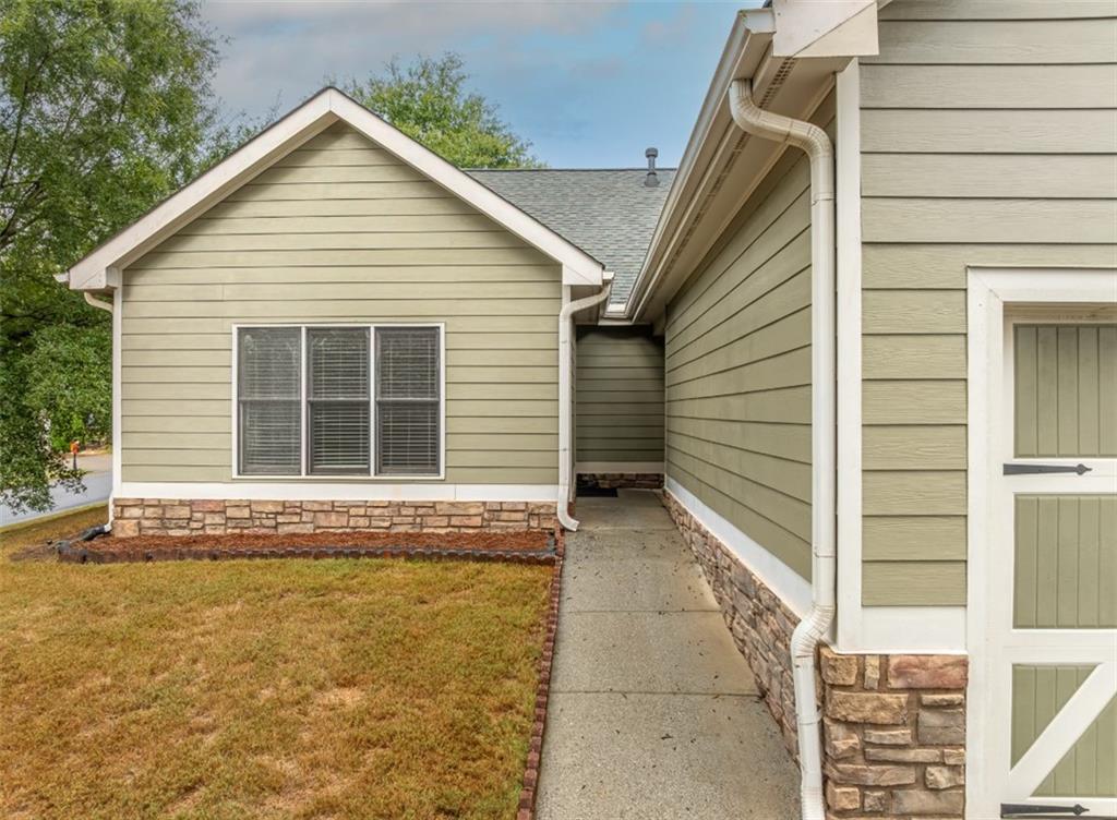 223 Morningstar Way Ball Ground, GA 30107 - Photo 8 of 39