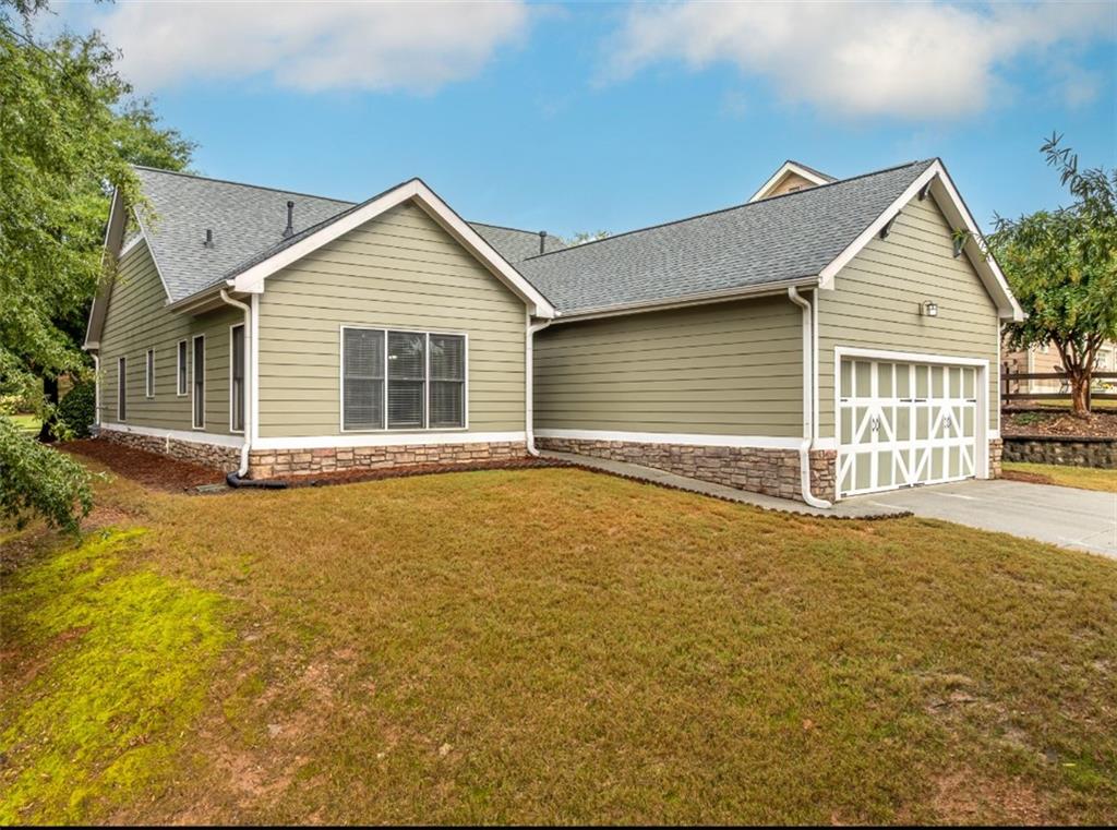 223 Morningstar Way Ball Ground, GA 30107 - Photo 9 of 39