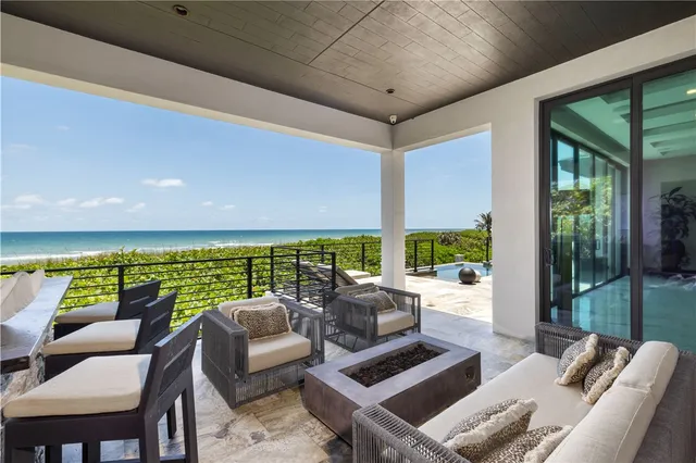 a view of a dining room and livingroom view