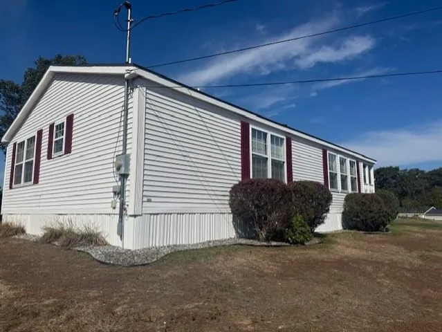 $289,900 | 8 Ians Path, Hampstead, NH 03841