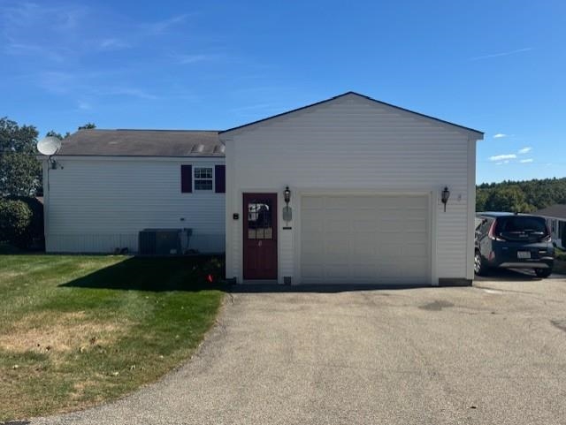 8 Ians Path Hampstead, NH 03841 - Photo 4 of 24