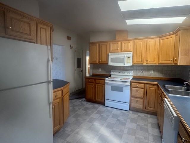 8 Ians Path Hampstead, NH 03841 - Photo 10 of 24