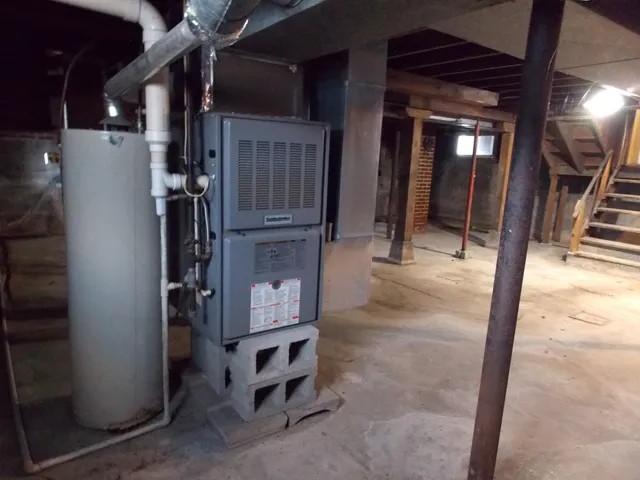 $189,000 | 109 South Broadway, Hoffman, IL 62250