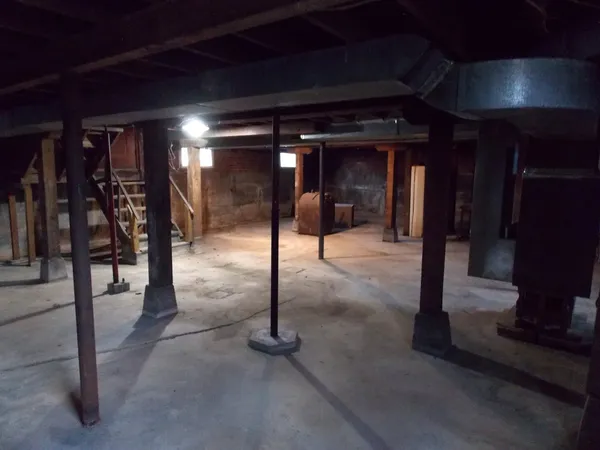 $169,500 | 109 South Broadway, Hoffman, IL 62250
