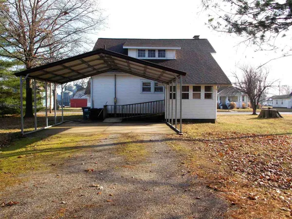 $169,500 | 109 South Broadway, Hoffman, IL 62250