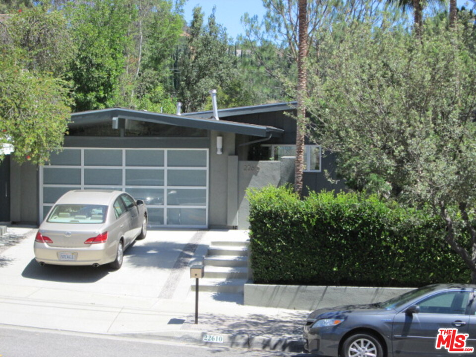 22610 Liberty Bell Road Calabasas, CA 91302 - Photo 1 of 1 Gallery Image 1