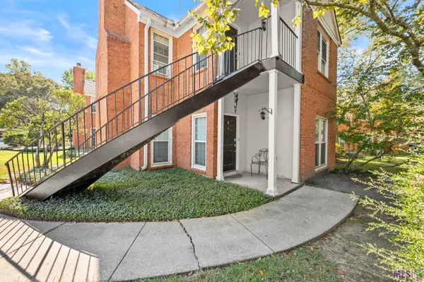 $170,000 | 7804 Jefferson Pl Boulevard, Unit B, Baton Rouge, LA 70809