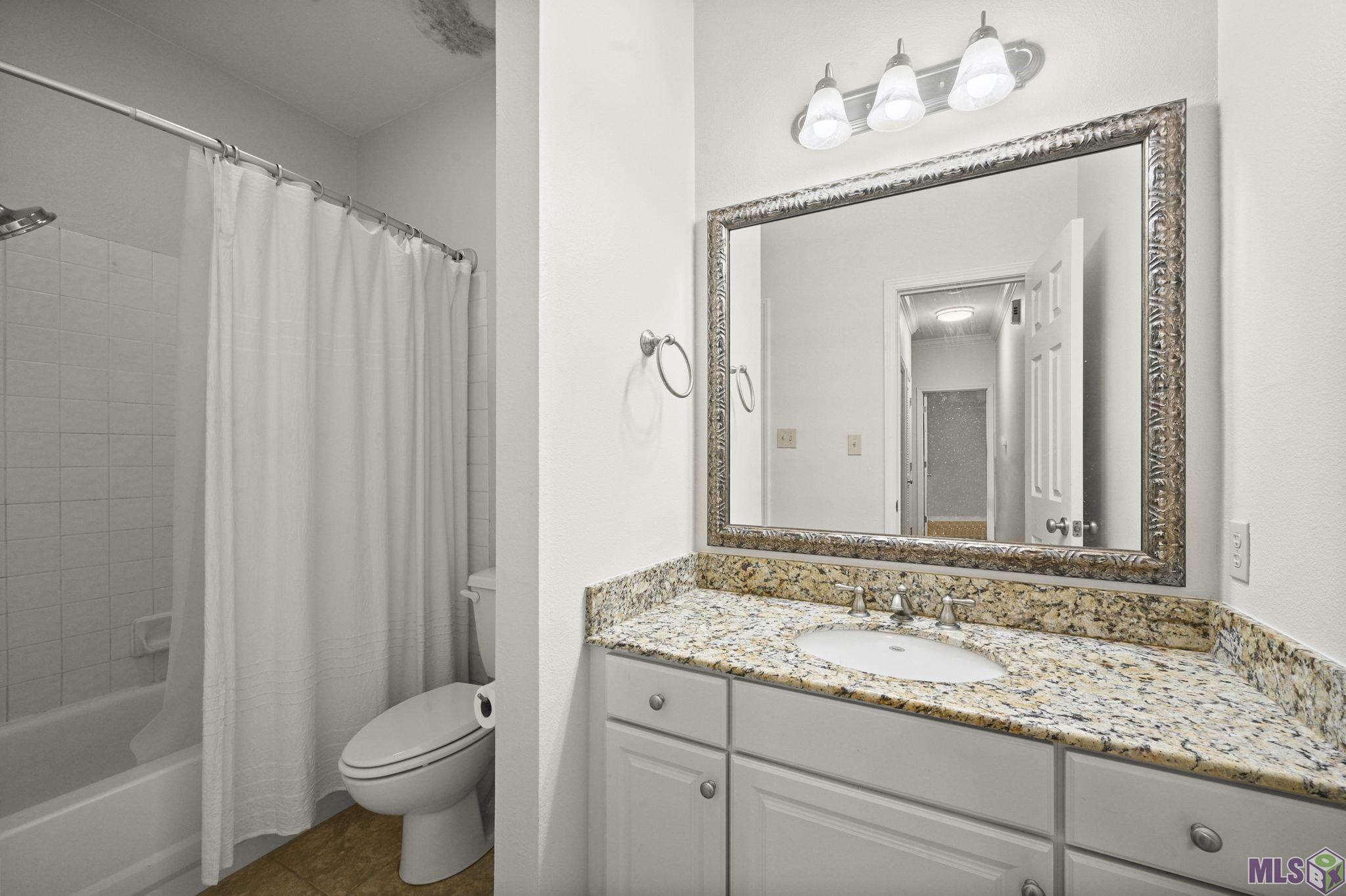 7804 Jefferson Pl Boulevard, Unit B Baton Rouge, LA 70809 - Photo 12 of 17