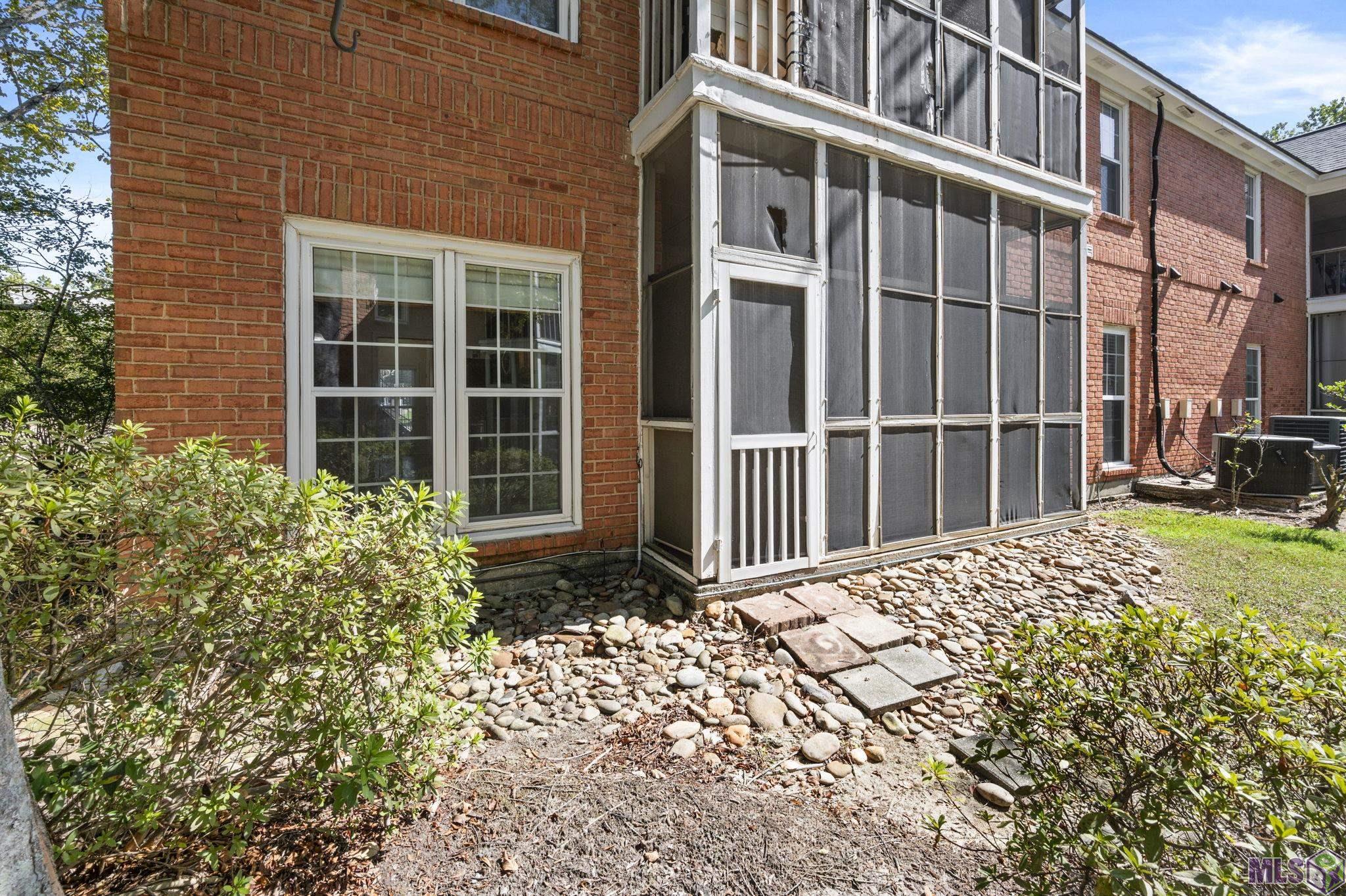 7804 Jefferson Pl Boulevard, Unit B Baton Rouge, LA 70809 - Photo 16 of 17