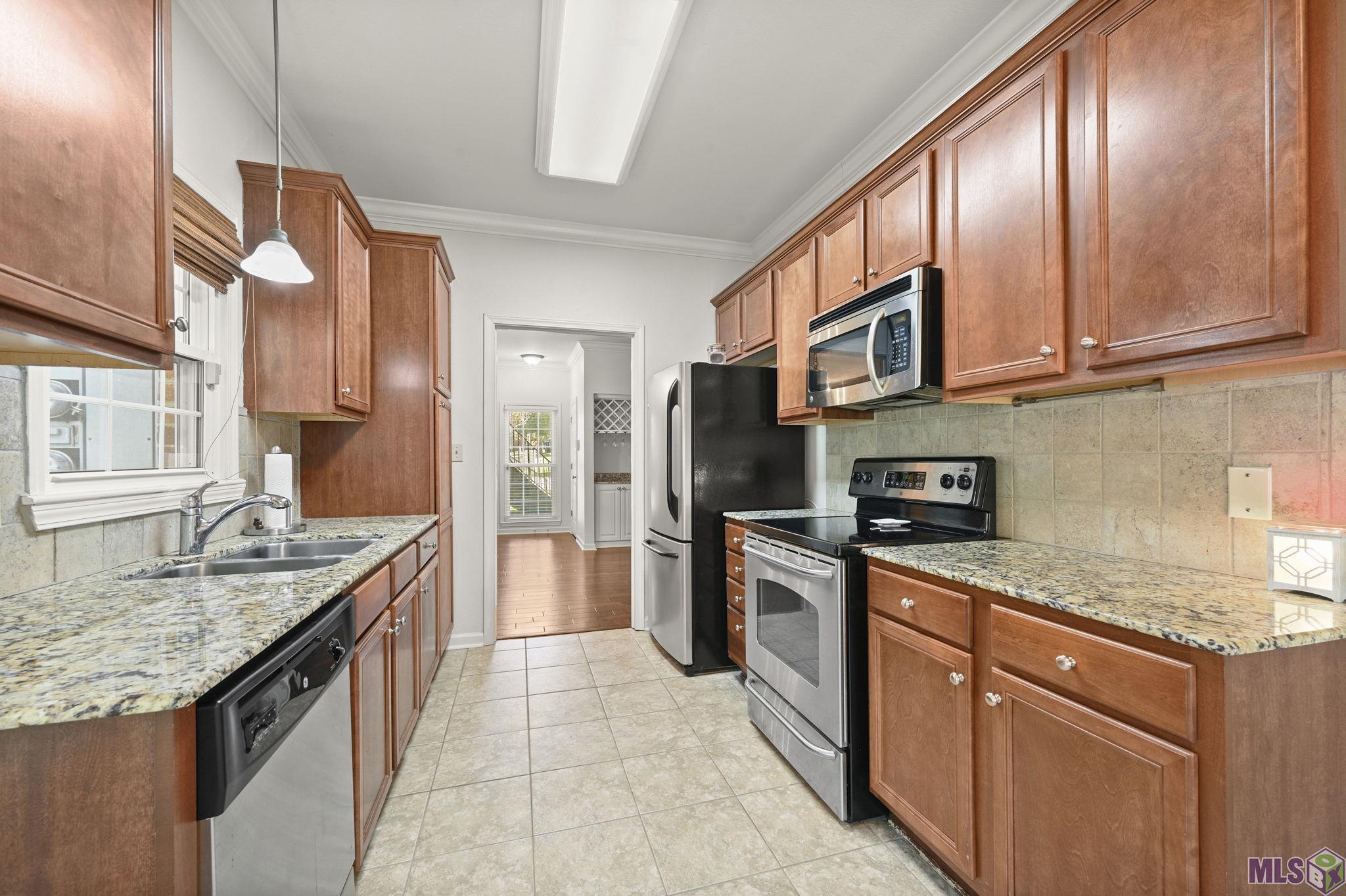 7804 Jefferson Pl Boulevard, Unit B Baton Rouge, LA 70809 - Photo 7 of 17