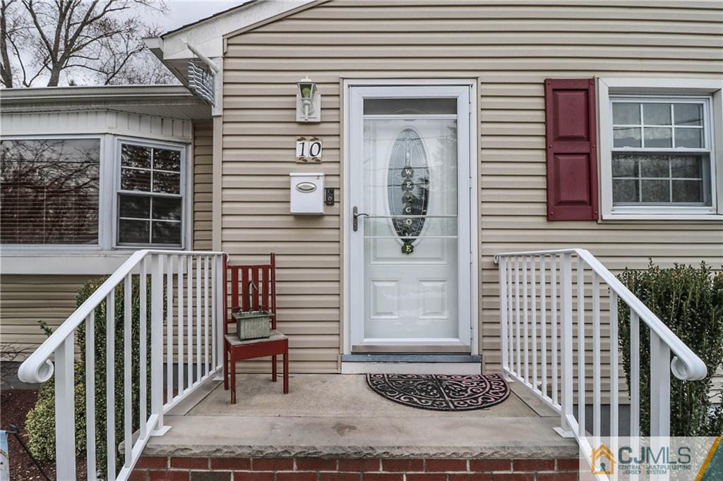 10 Rieder Road Edison, NJ 08817 - Photo 4 of 24 Gallery Image 4