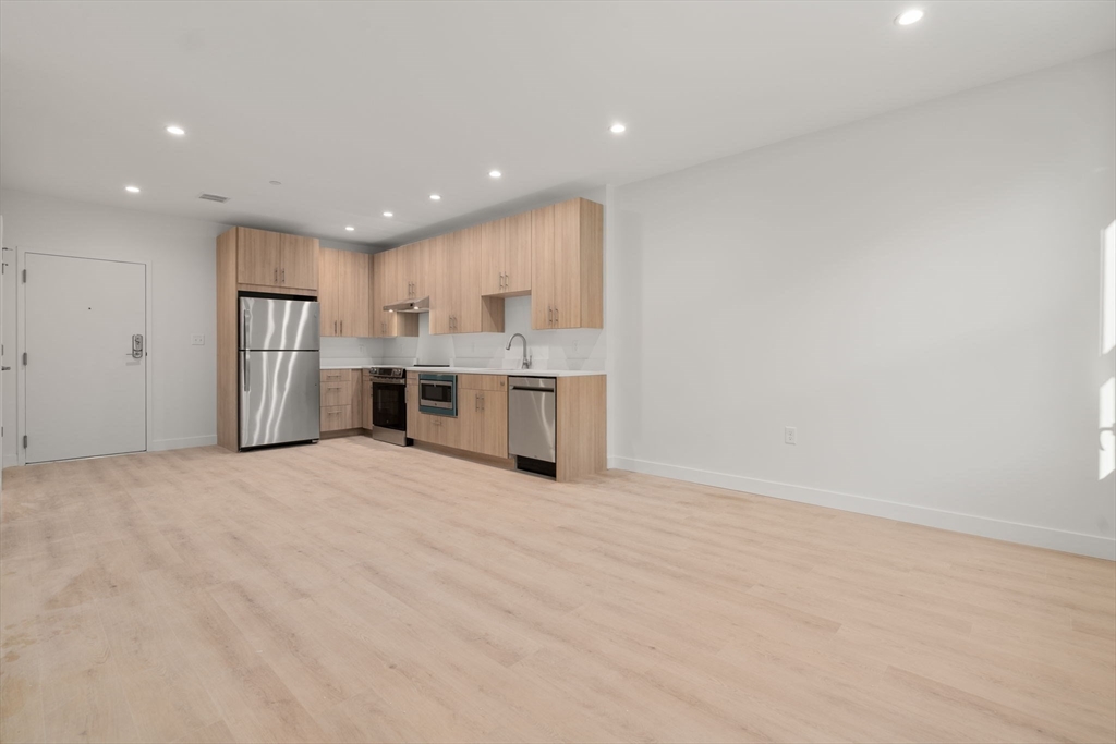 1151 Walnut Street, Unit 304 Newton, MA 02461 - Photo 28 of 29