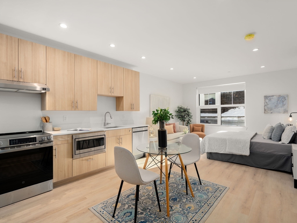 1151 Walnut Street, Unit 304 Newton, MA 02461 - Photo 8 of 29