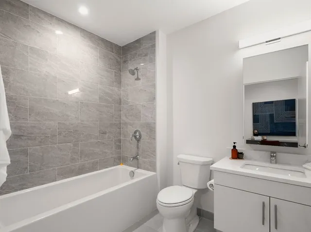 $495,000 | 1151 Walnut Street, Unit 304, Newton, MA 02461