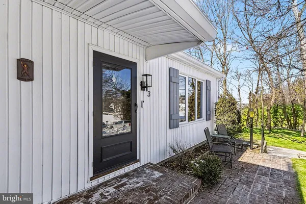 a view of a entryway door of the house