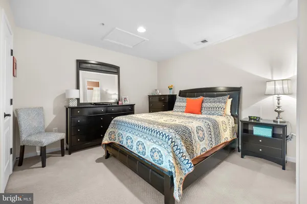 $949,000 | 5236 Brawner Place, Alexandria, VA 22304