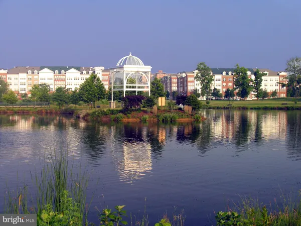 $949,000 | 5236 Brawner Place, Alexandria, VA 22304
