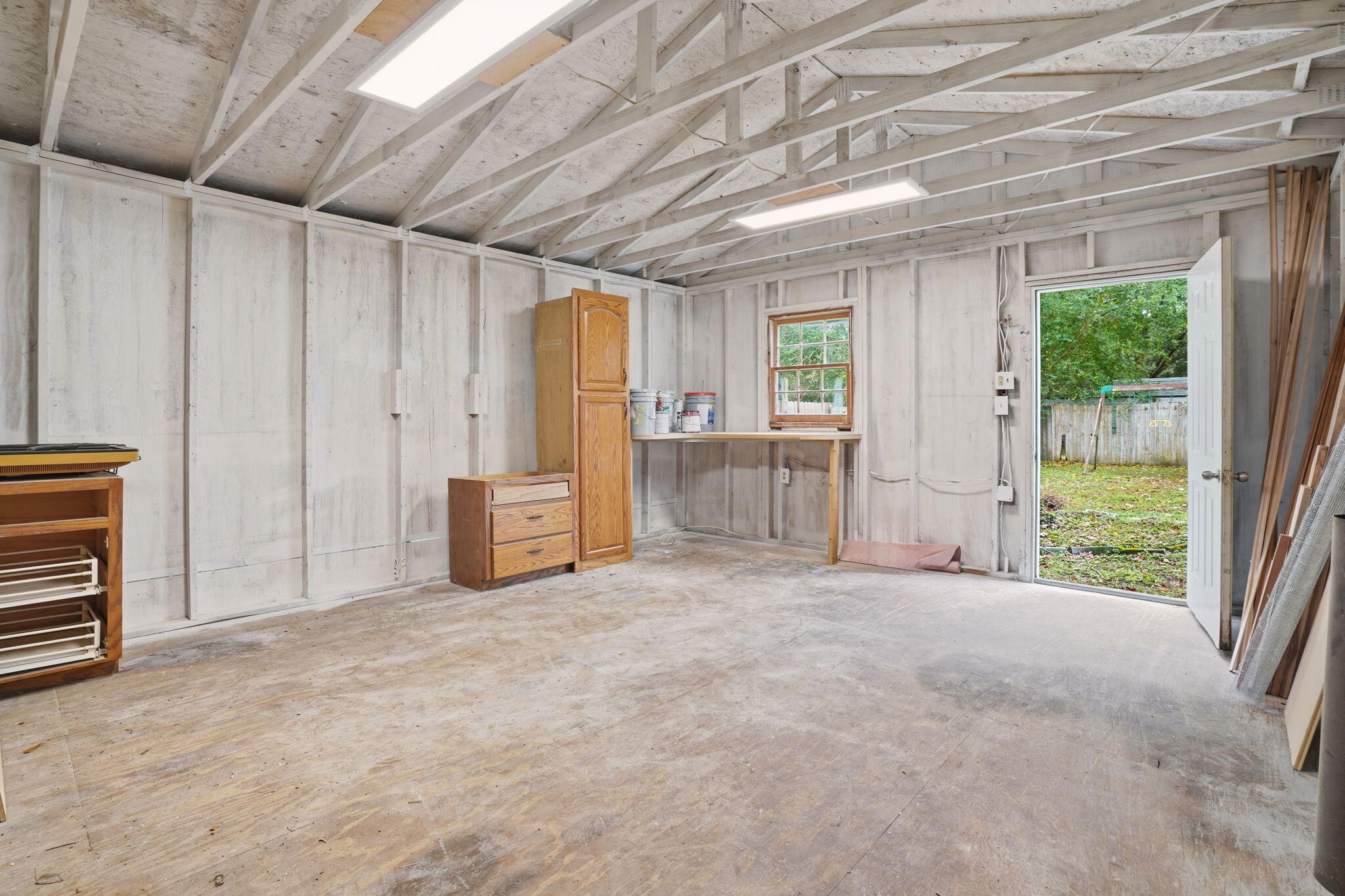 1855 Dogwood Road Charleston, SC 29414 - Photo 17 of 18 Man Cave Potential