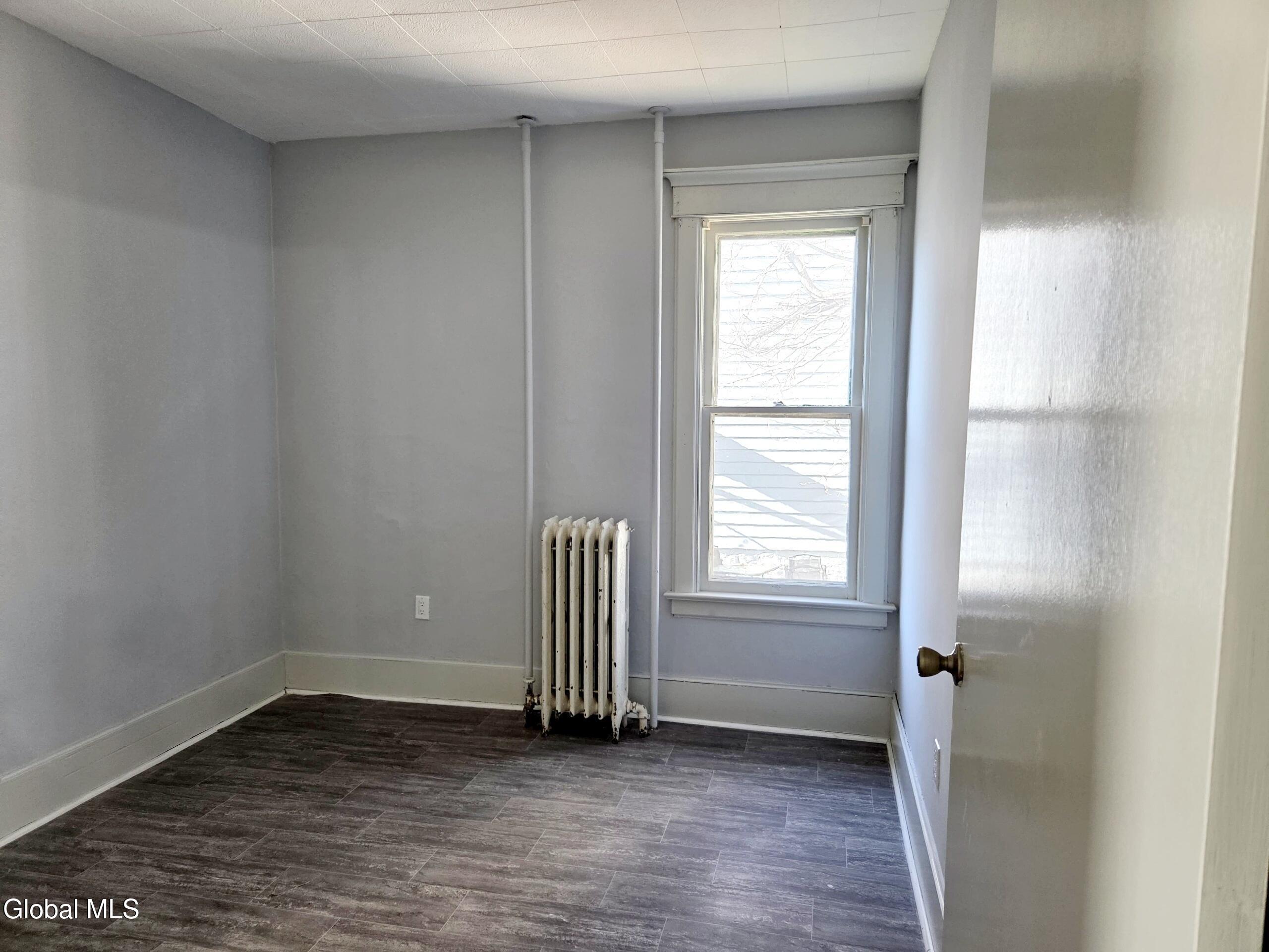 36 Hibbard Street Amsterdam, NY 12010 - Photo 11 of 27 Resized_IMG-20251109-WA0037