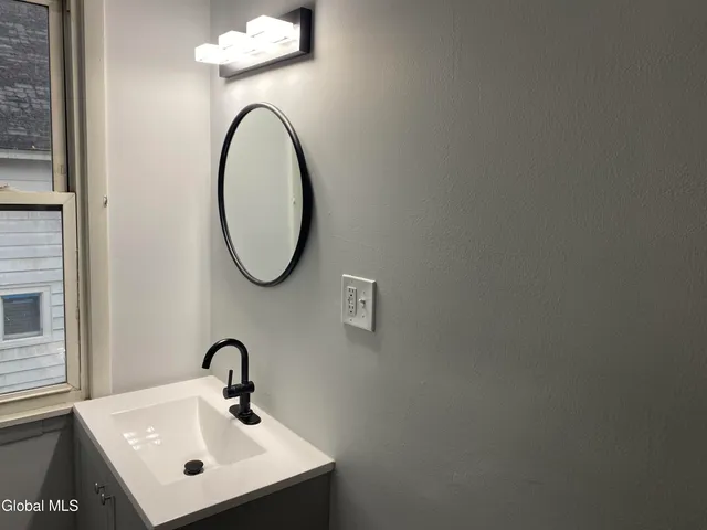 $249,900 | 36 Hibbard Street, Amsterdam, NY 12010