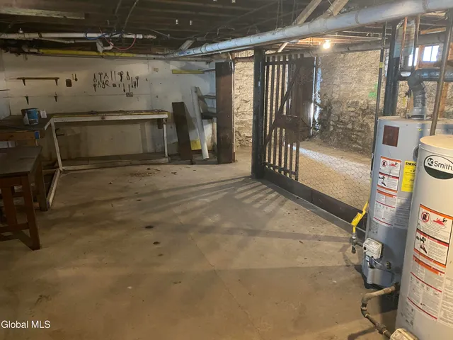 $249,900 | 36 Hibbard Street, Amsterdam, NY 12010