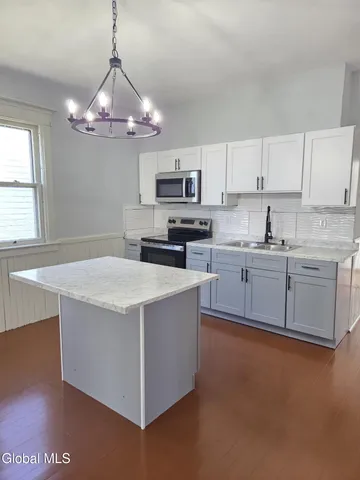 $234,900 | 36 Hibbard Street, Amsterdam, NY 12010