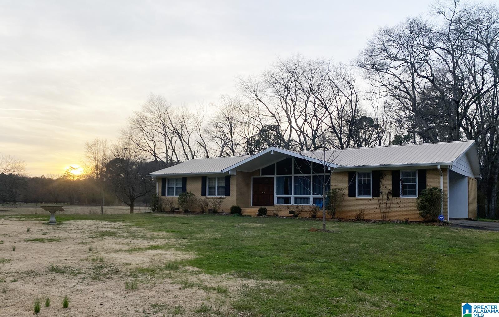 2093 Dearmanville Road Anniston, AL 36207 - Photo 4 of 32